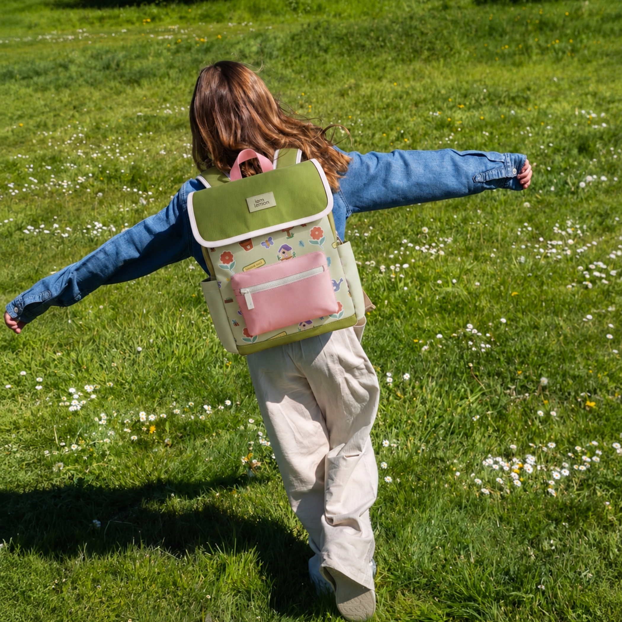 Playground & Outdoors